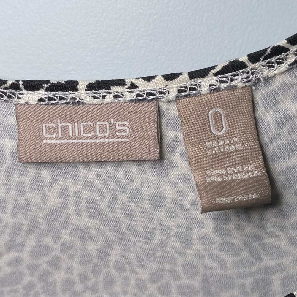 5/$25 | CHICO’S 0 Animal Print Scoop Neck Tank Top - Picture 3 of 8